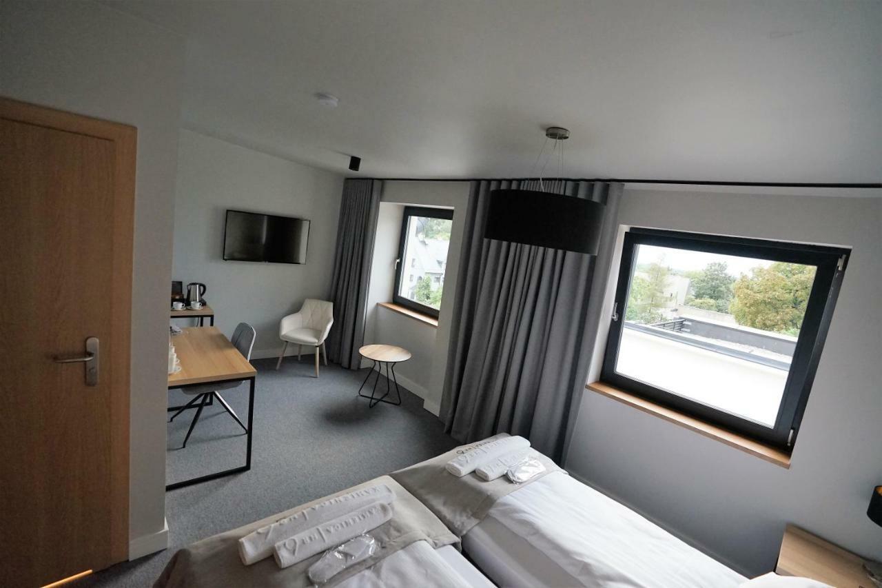 Aparthotel Kamienica Nr 6 Aleksandrów Łódzki Exterior foto